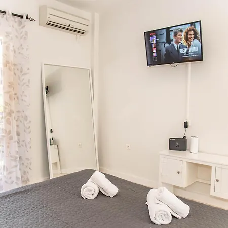 Antonia's * Kassiopi