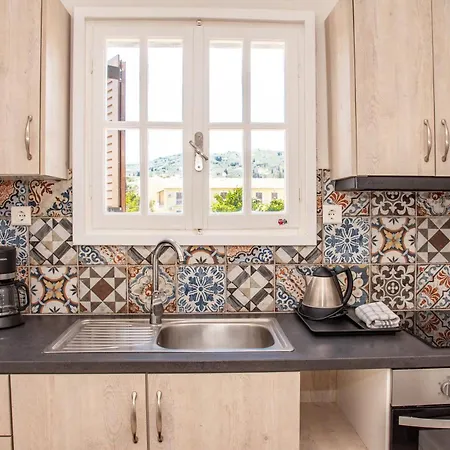 Antonia's * Kassiopi